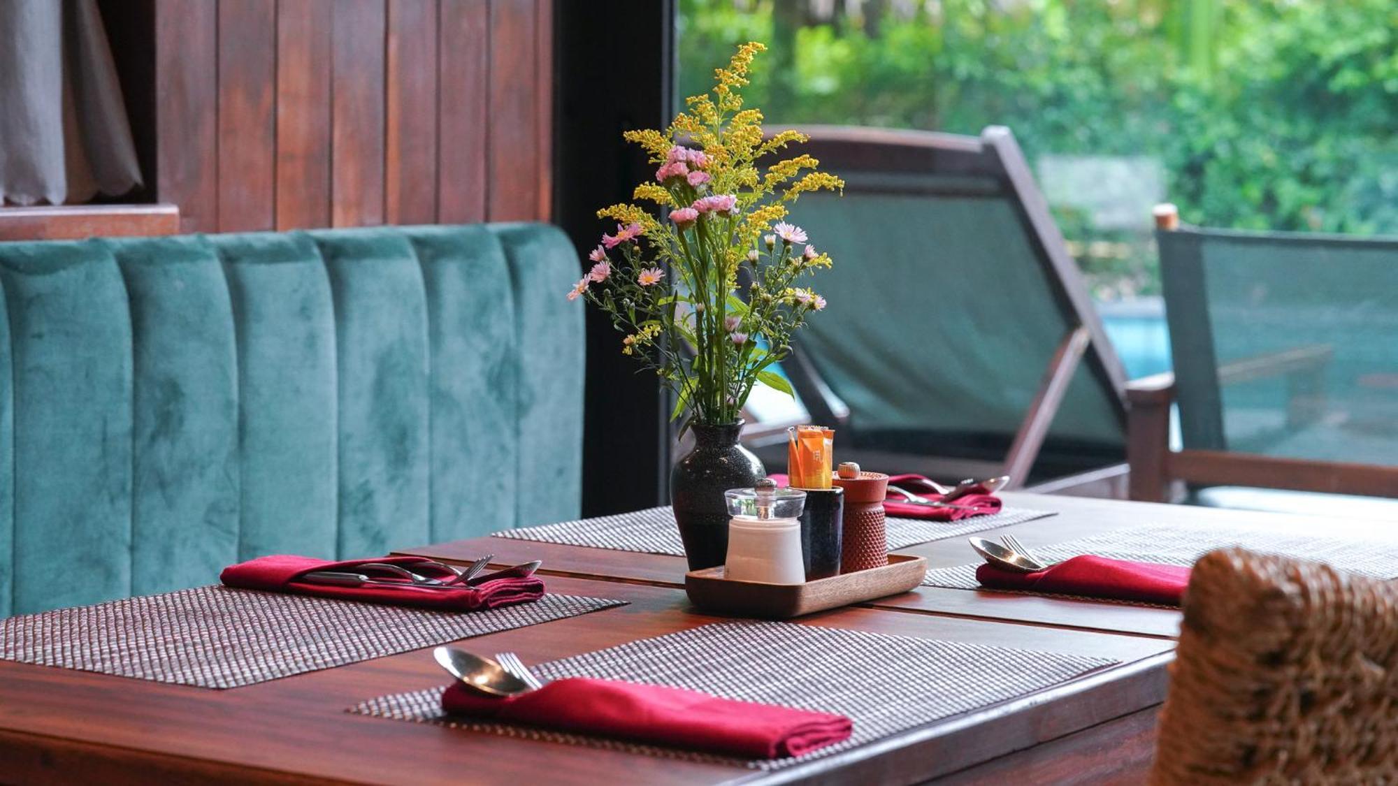 Chiem Hoian - The Beachside Boutique Hotel & Villa Hoi An Exteriör bild